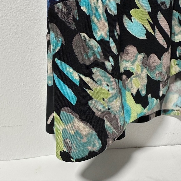 BCBGmaxazria Adele Navy Blue Floral Multicolor Wrap Dress Deep V-Neck Size Small - Picture 10 of 15